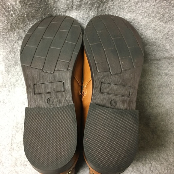 Like new bumper boots - Picture 3 of 4